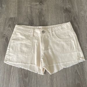 Blue Asphalt Womens Beige Shorts Size 9 / 29 NWOT